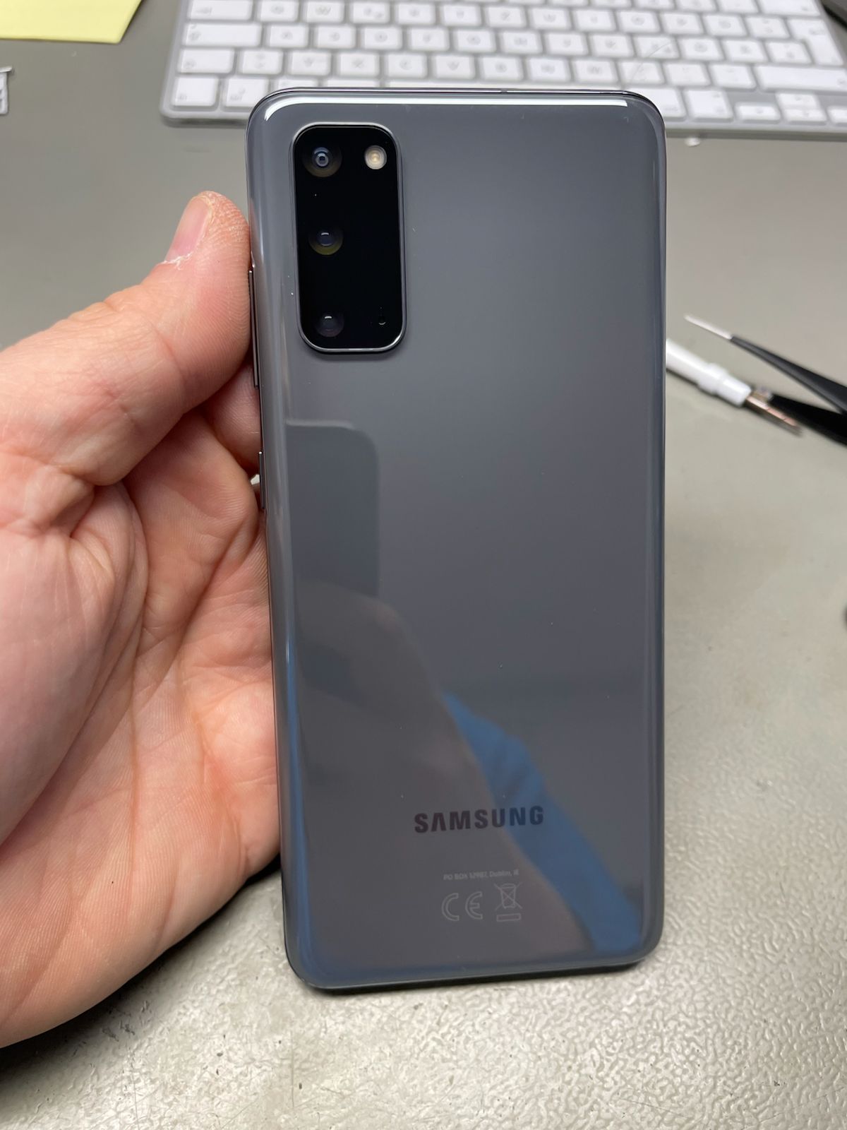 Samsung S20 repariert